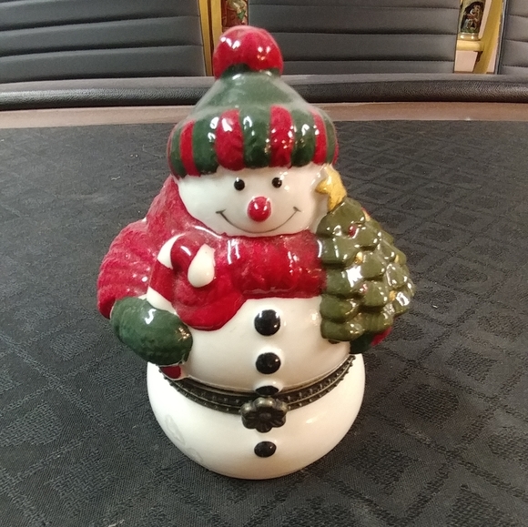 Mr. Christmas Animated Music Box Snowman